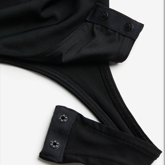 NWOT ⭐ H&M Bodysuit - Picture 2 of 9